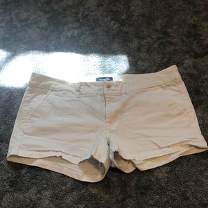 White American Eagle Shorts Size 14 Stretch